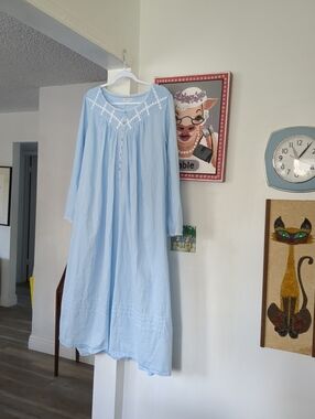 EILEEN WEST Nightgown 100% Cotton Long Floral Appliques XL Blue Cottagecore